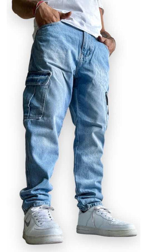 Jeans Cargo Rígido Mom Hombre
