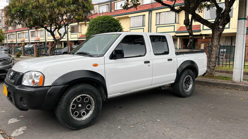 Nissan Frontier Np300 2013 2.4l 4x2 Doble Cabina