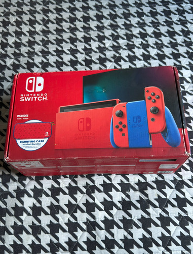 Nintendo Switch V2 - Mario Red & Blue