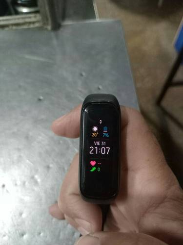 Smartwatches  Samsung Fit 2 