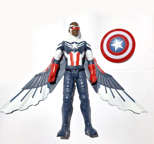 Muñeco Marvel Titan Hero Series Falcon Capitán América 4