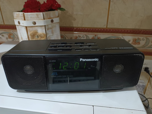 Radio Stereo Relógio Despertador Am Fm Panasonic Rc-x220 