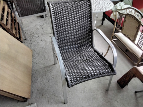 Cadeira Poltrona Alumínio E Fibra Sintética Marrom.
