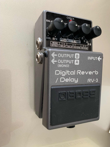 Pedal Boss Rv-3 Digital Reverb/delay Rv3