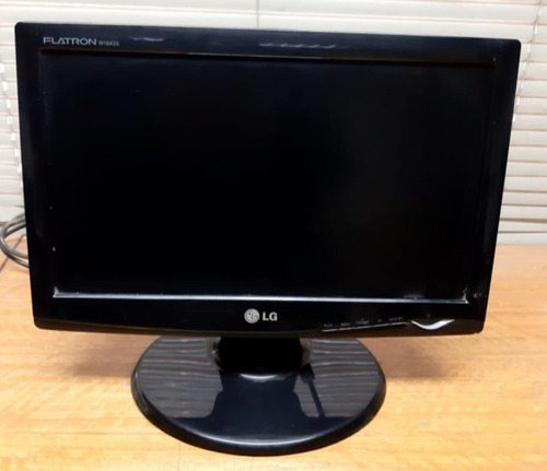 Monitor LG W1643s 15 Pulgadas Usado