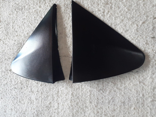 Triangulo De Retrovisor De Yaris Fibra Foto 4