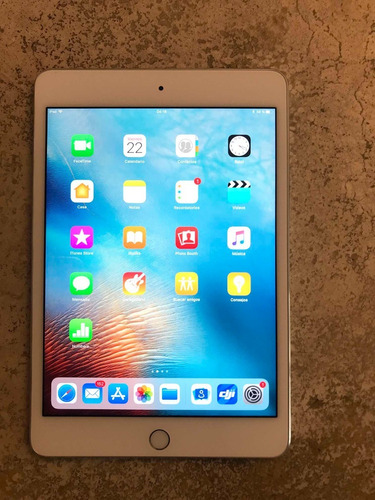 iPad  Apple iPad Mini 4th Generation