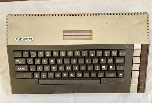Computador Atari 800xl+fuente Alimentación Usado Sin Probar