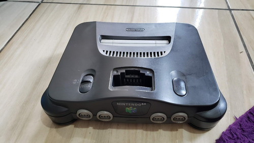 Nintendo 64 Só O Console Sem Nada E Sem Memoria E Ele Liga E Nao Da Imagem. G3