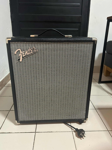 Amplificador Fender Rumble 100 Para Bajo