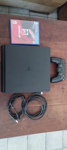 Playstation 4 Slim