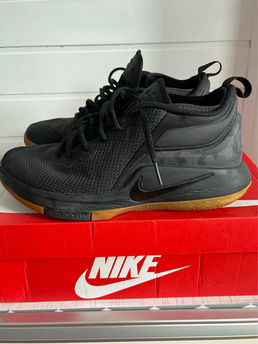 Tênis Nike Lebron Witness 2 - 40