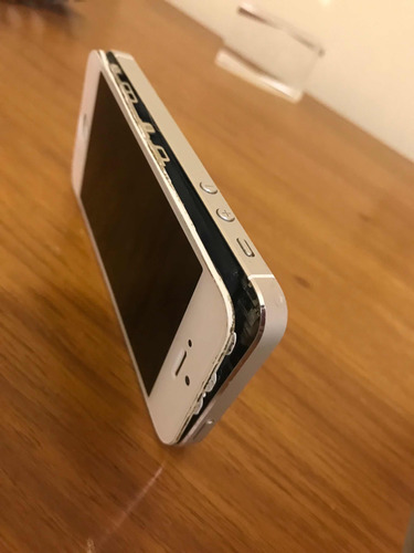 Celular iPhone 5 Branco/ Prata