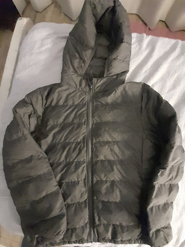 Campera Niño / Niña Uniqlo Gris Talle 11/12