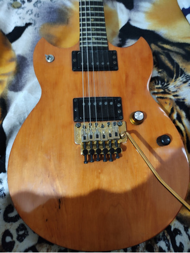 Guitarra Japonesa Yamaha Sg1300st 