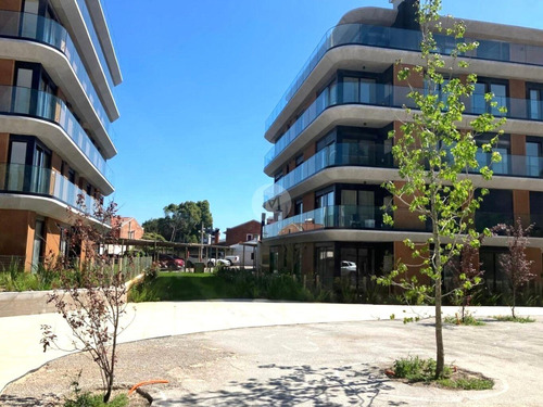 Alquiler Apartamento 2 Dormitorios En Costanera Village- Barra De Carrasco