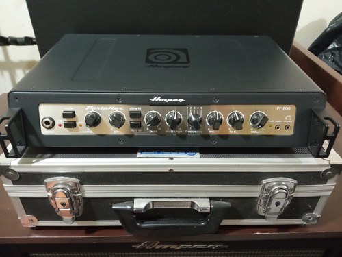 Amplificador De Bajo Ampeg Pf-800 Portaflex