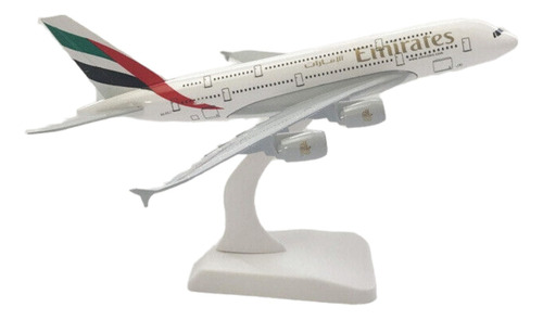 Airbus A380 Emirates. Modelo A Escala 1:350 // 19cms.