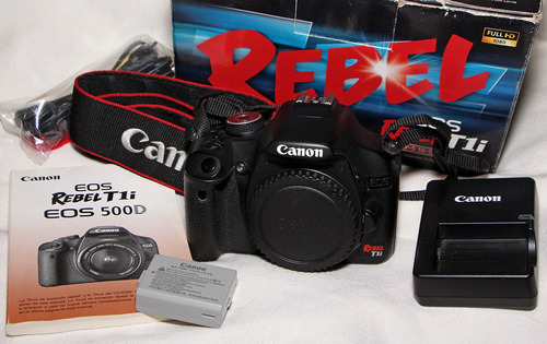 Canon Eos T1i Body 19mil Disparos Exelente Opcion + Lente