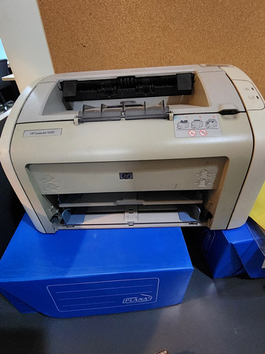 Impresora Láser Hp 1020. No Funciona. Para Repuestos.