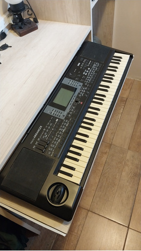 Teclado Korg Micro Arranger