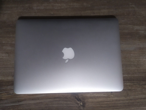 Macbook Air 13 2015 8gb