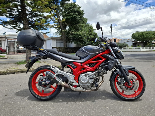 Suzuki Sfv 650 2013 Gladius