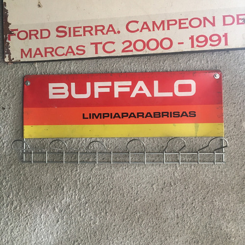 Exhibidor De Chapa Buffalo Bahco Para Pared