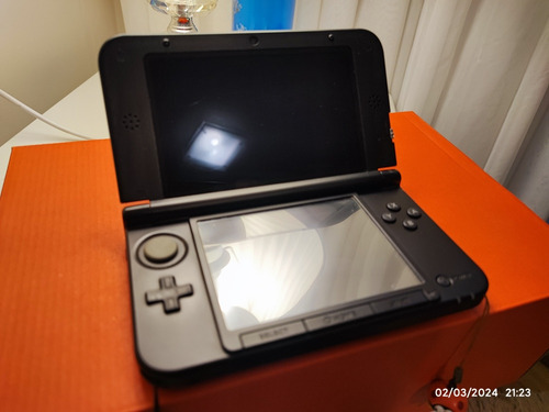 Nintendo 3ds Xl Vermelho E Preto