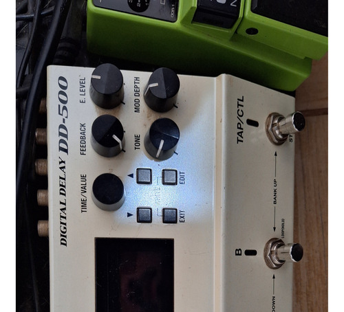 Pedal De Efecto Boss Digital Delay Dd-500  Blanco