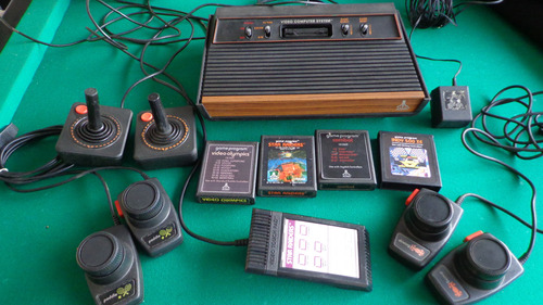 Atari 2600 Frente Madeira Completo Paddles Driving Jogo