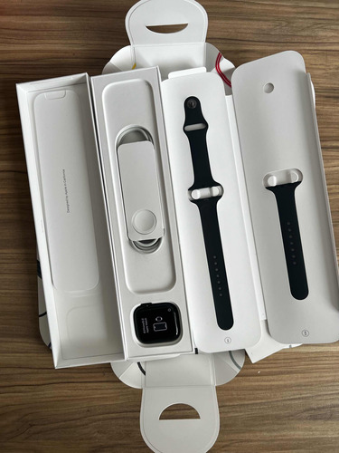 Apple Watch Series 8 45mm Gps Caixa Alumínio Meia-noite