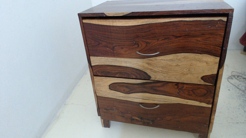 Buro De Madera De Cocobolo