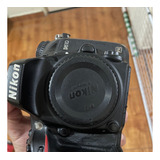 Camera Nikon D610