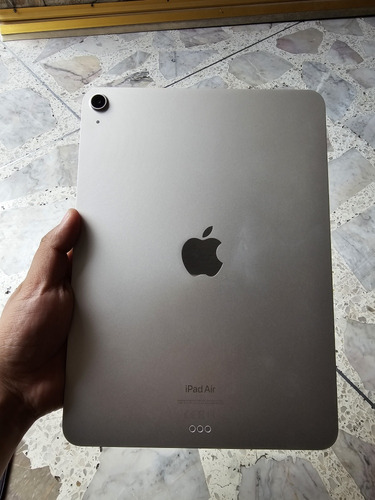 iPad Air 5 64gb + Pencil + Smartfolio