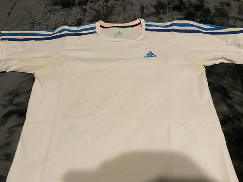 Remera adidas Talle S Hombre