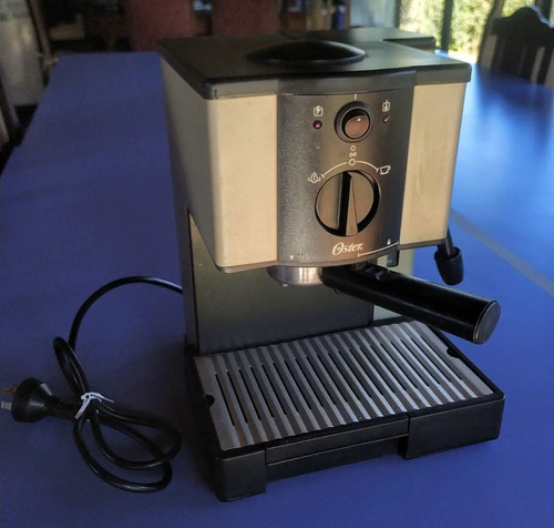 Cafetera Express Usada en Cafeteras, Donde Comprar Cafetera Express Usada  en Argentina | Pgn 18