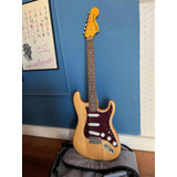 Guitarra Nova Squier Stratocaster By Fender E Amplificador