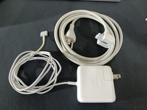 Adaptador De Corriente Macbook Air Buena Condicion Original 