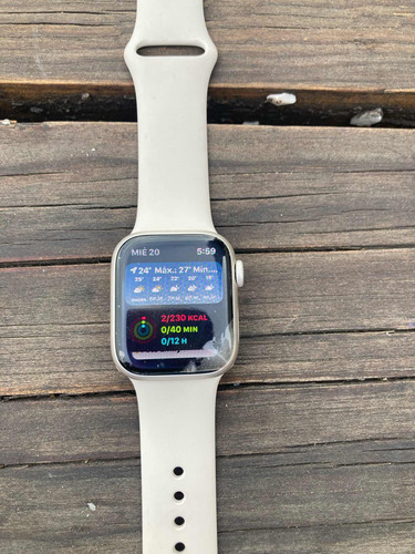 Apple Watch Series 8