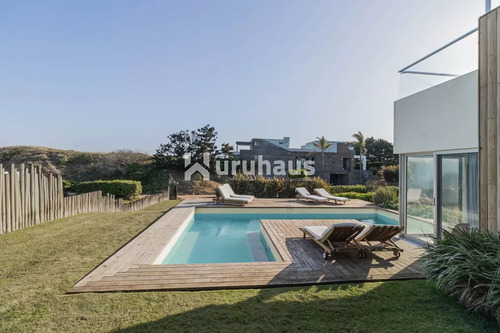 Casa En Venta - Punta Ballena - Primera Linea - Imagen 4