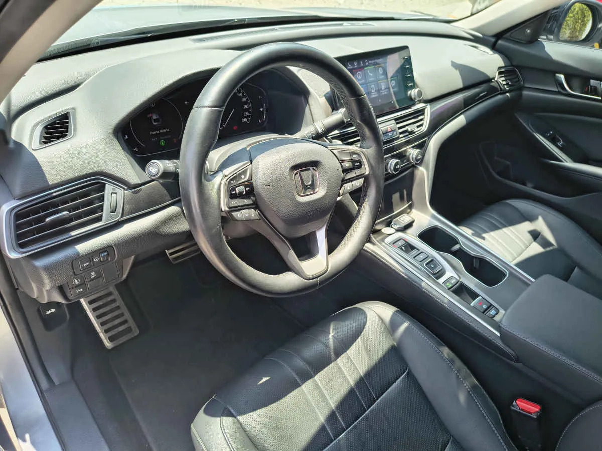 Honda Accord 2022 - Imagen 12