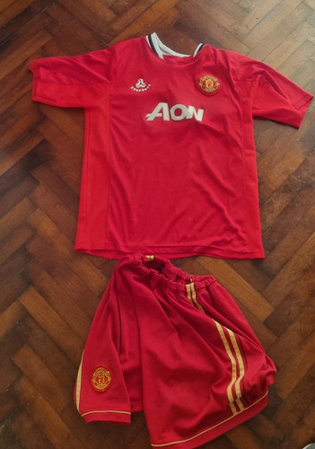 Conjunto Camiseta Pantalon Manchester United. Michael Owen