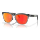 Óculos De Sol Oakley Frogskins Range Oo9284 928401 55 Cor Solar Cor Da Armação Cinza-neblina Cor Da Haste Cinza Fosco Cor Da Lente Rubi Desenho Padrão