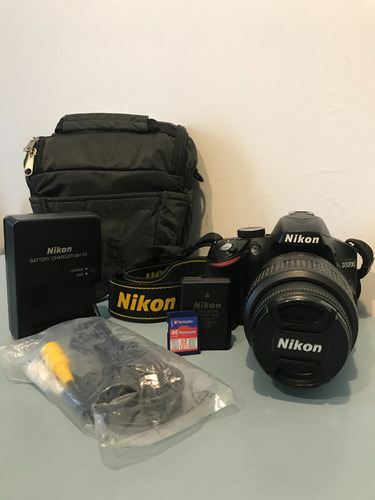  Nikon D3200 + Lente 18-55mm + Cargador Y Memoria 32gb