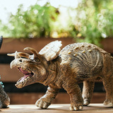 Dinosaurios (triceratops)