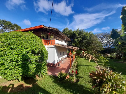 Hermosa Finca En Venta Marinilla Cerca A La Autopista Medellín Bogota