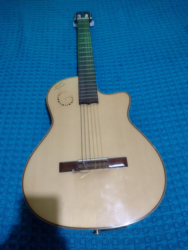 Guitarra Gracia Electrocriolla 