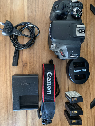  Canon Eos Rebel T7i + 3 Baterias + Cargador Original