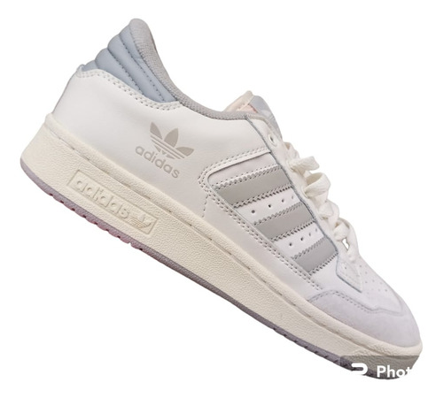 adidas Fórum Beige